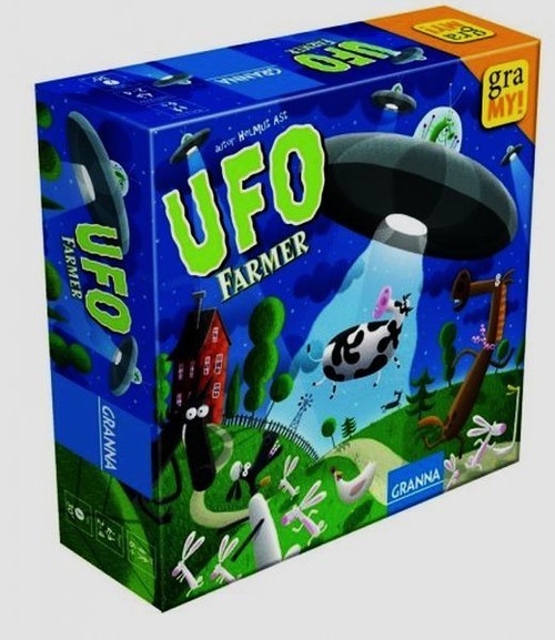 okładka Ufofarmer książka | Ast Helmut