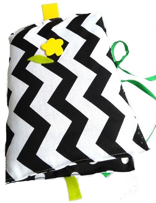 okładka Świat małego kwiatuszka. Kontrastowa książeczka maluszka książka