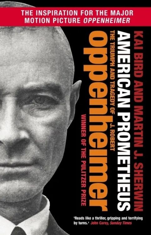 okładka American Prometheus: The Triumph and Tragedy of J. Robert Oppenheimer wer. angielska książka | Kai Bird, Sherwin MartinJ.