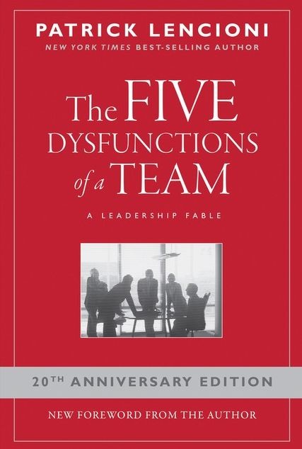 okładka The Five Dysfunctions of a Team: A Leadership Fable wer. angielska książka