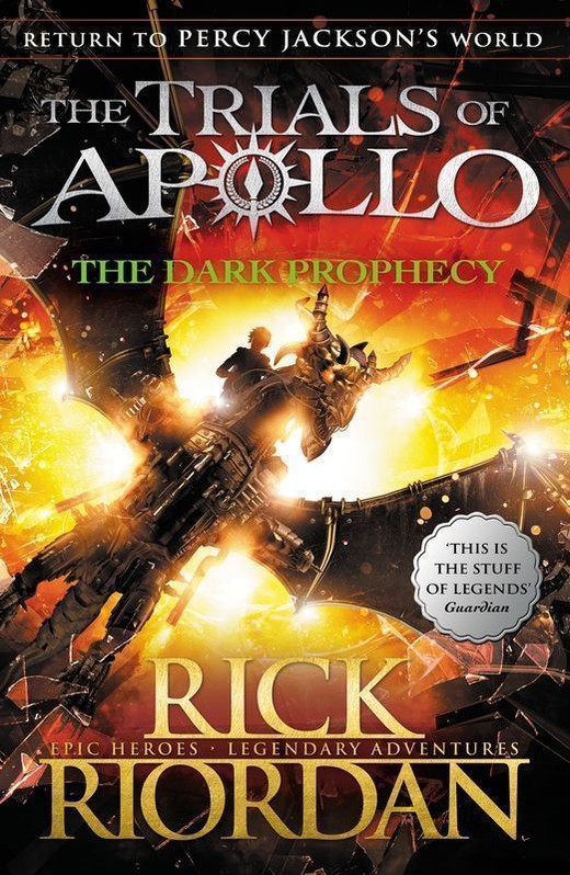 okładka The Dark Prophecy. The Trials of Apollo (Book 2) wer. angielska książka