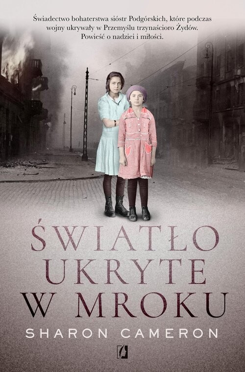 okładka Światło ukryte w mroku książka | Sharon Cameron