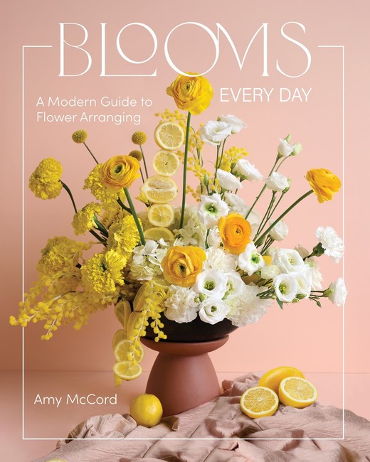 okładka Blooms Every Day książka | Amy McCord