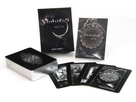 okładka Nightfall Tarot książka | Amory Abbott