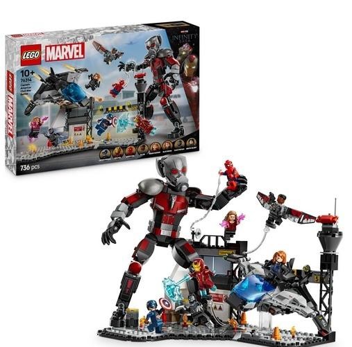 okładka LEGO(R) SUPER HEROES 76314 Kapitan Ameryka: Wojna... książka