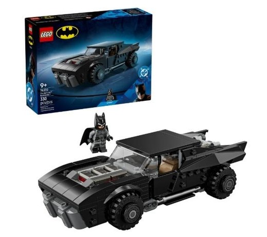 okładka LEGO(R) SUPER HEROES 76332 Batmobil z filmu Batman książka